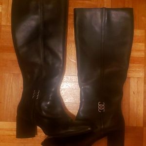 Leather boots